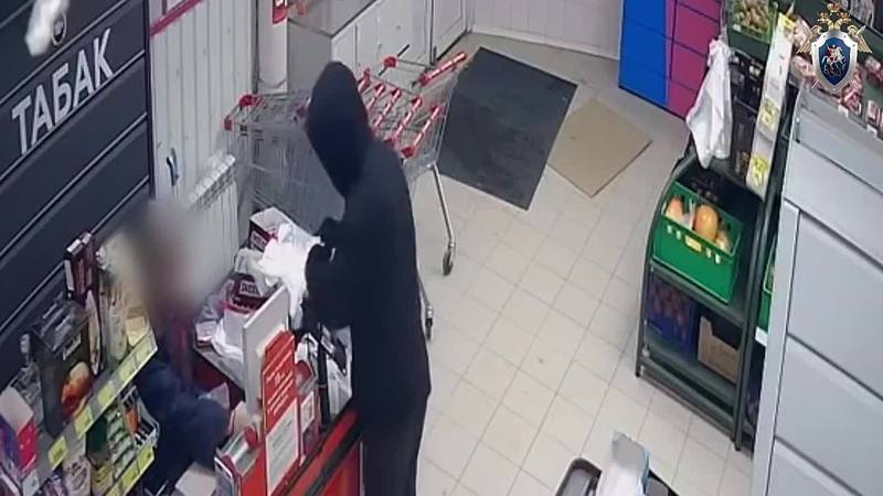🔫Выстрел и нападение на полицейского: гость из соседнего края отправился в колонию на четыре…