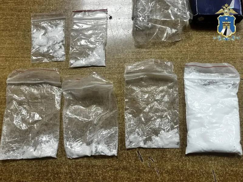 ​😨 Мужчина хотел пронести «запрещенку» в здание суда в Ставрополе
