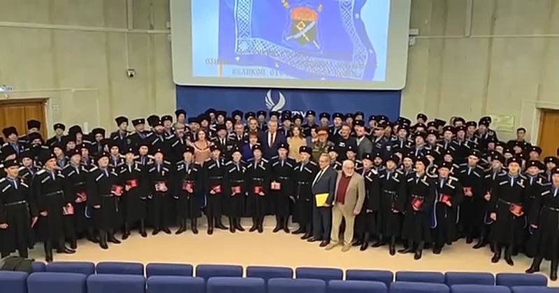 ​🥰 Терские казаки поздравили Ставрополь с праздником