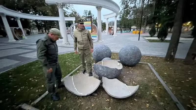 ​😱 Вандалы разгромили Старое озеро и Комсомольский парк в Кисловодске