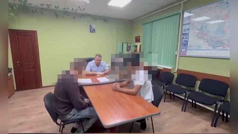 В Будённовске свадебный кортеж устроил стрельбу из охолощённого пистолета в городе