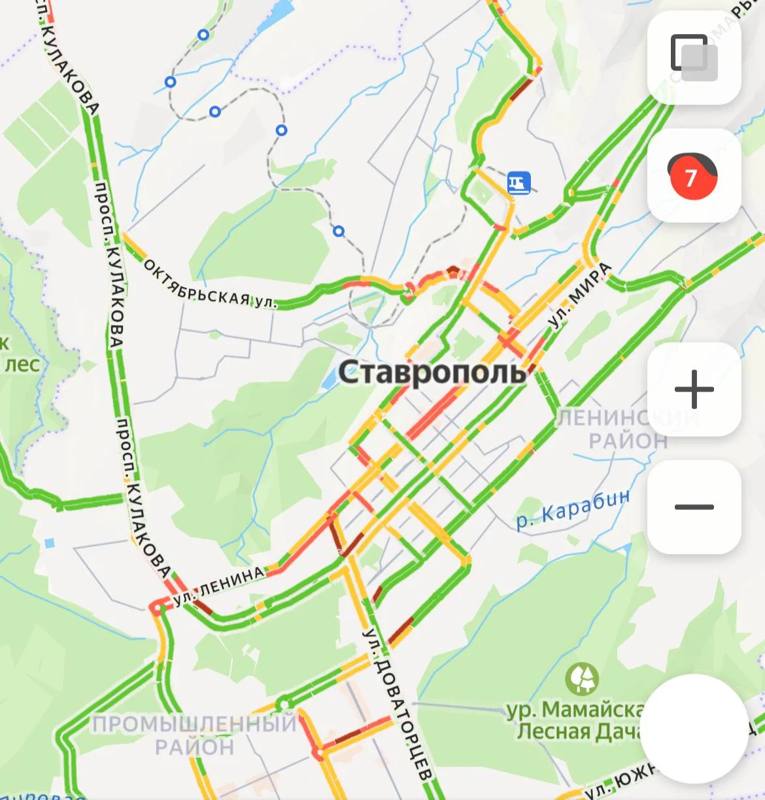 Город встал: пробки в Ставрополе — 7 баллов