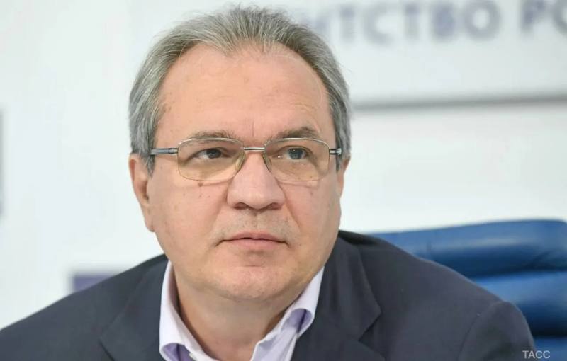 Учебную нагрузку предлагают снизить за счет точных наук
