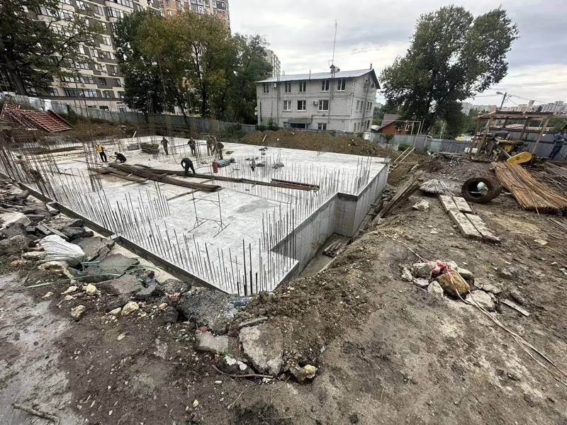Реконструкция городской бани в переулке Крупской в Ставрополе перешла к активной фазе