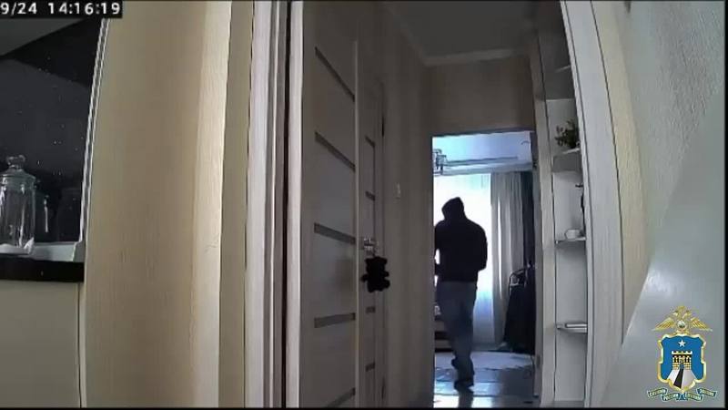 Осторожно, джентльмен удачи: в Ставрополе поймали домушника, который крал и… аккуратно запирал…