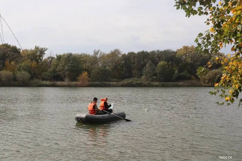 Рыбаки чуть не утонули на Новотроицком водохранилище