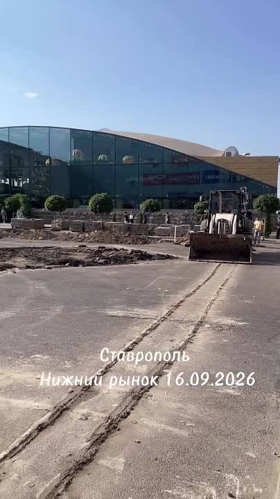 Территория у Нижнего рынка преображается