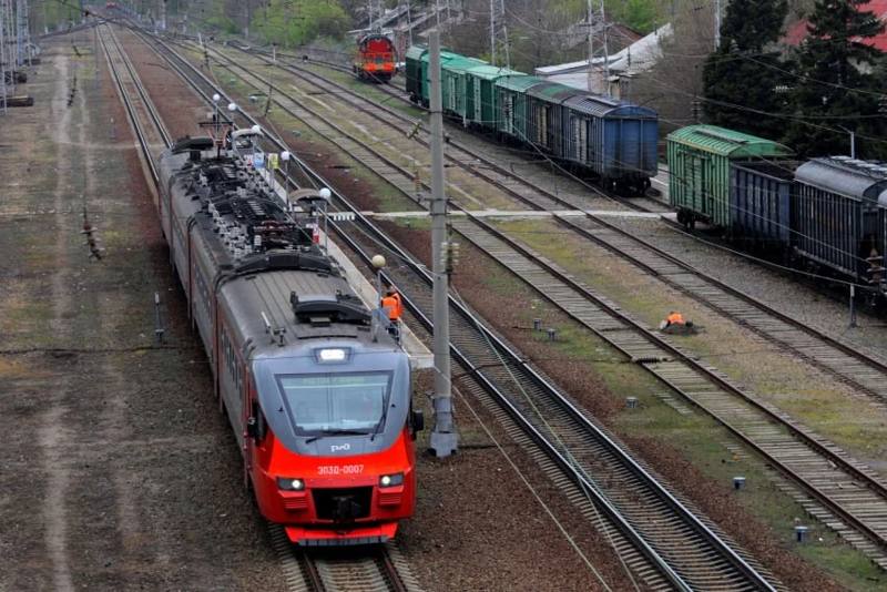 Поезда из Кисловодска и других городов задерживаются из-за атаки БПЛА в Воронежской области