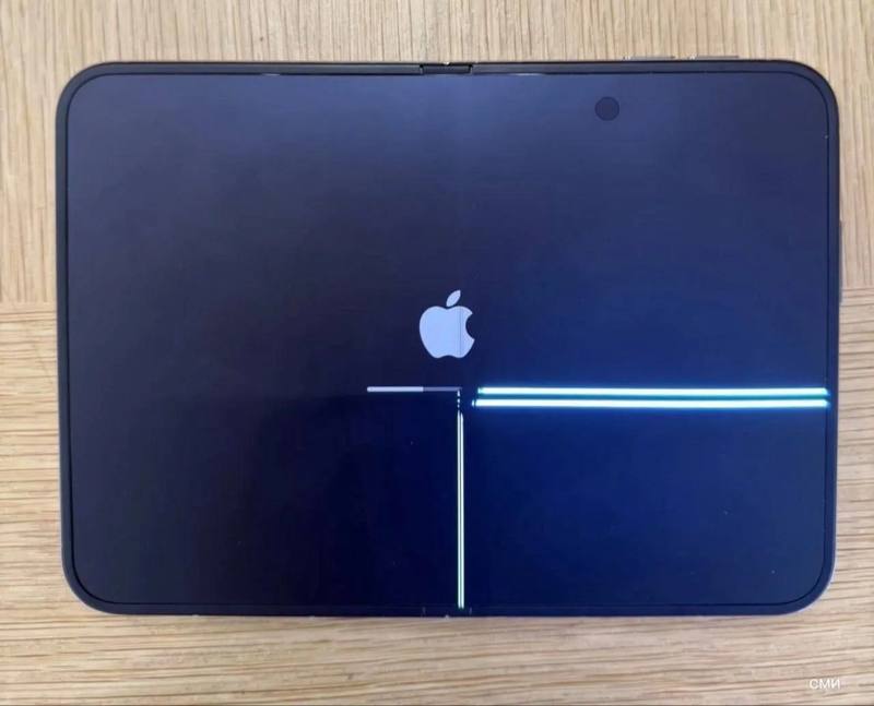Заоблачная цена iPhone Duo не спасает от брака